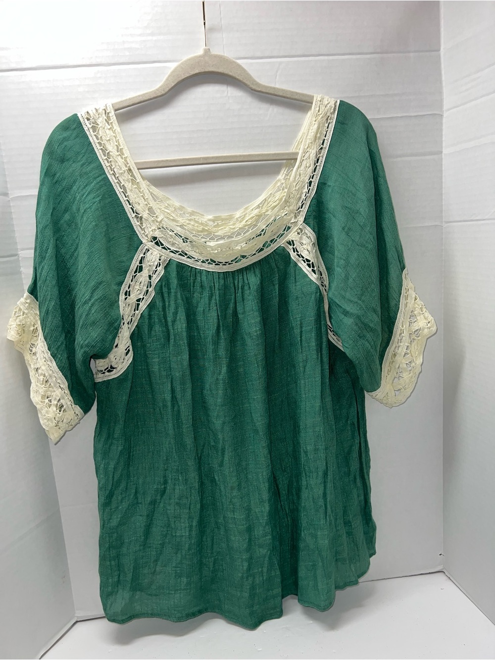 Umgee Green Boho Lace-Trim Peasant Top